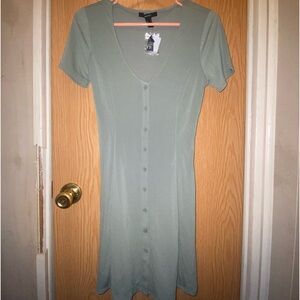 Women’s Forever 21 sage green dress. size S